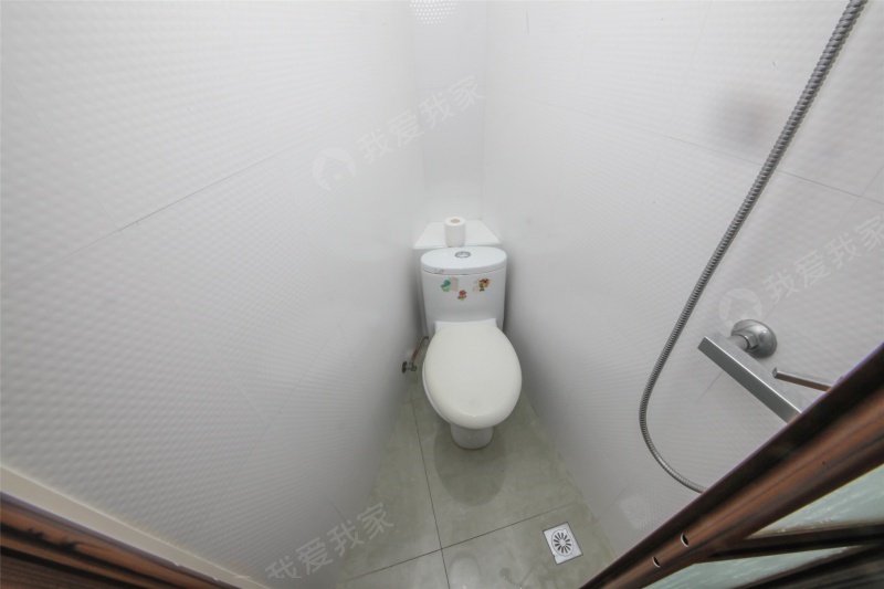 金桥站，电梯景观楼层，满五，精装修，建平可用，诚意出售二手房