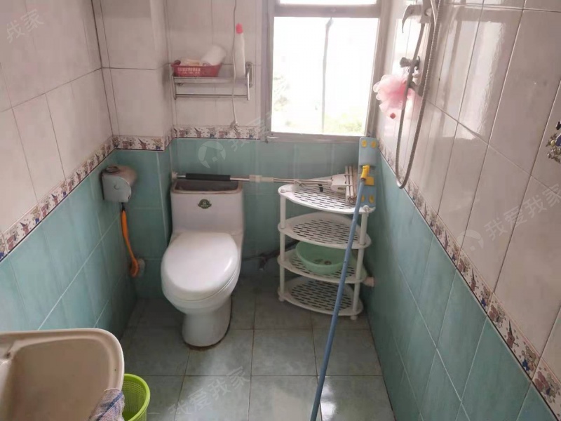 迈皋桥地 铁口 华电一宿舍 交通便利南北通透二手房