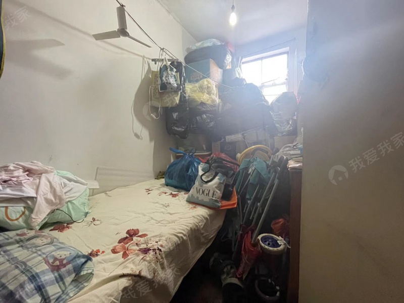 中华门 雨花一村 中间楼层 全明南北2房 纯毛坯 价格好谈二手房