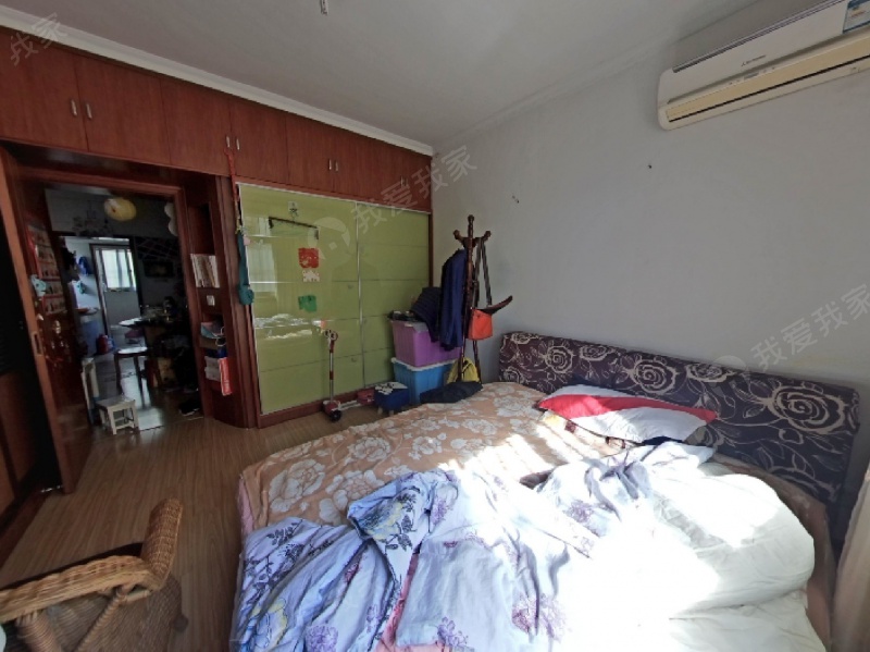 江宁万达，南京江宁医院住宅区，居家两室，家电齐全。二手房
