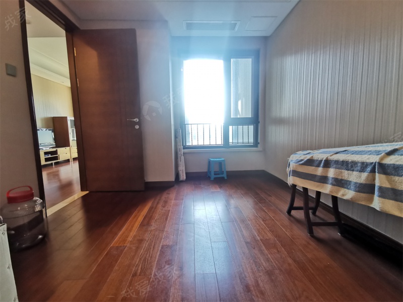 核心江心洲仁恒绿洲新岛 从没住过 次顶楼满三年拎包住江景房二手房