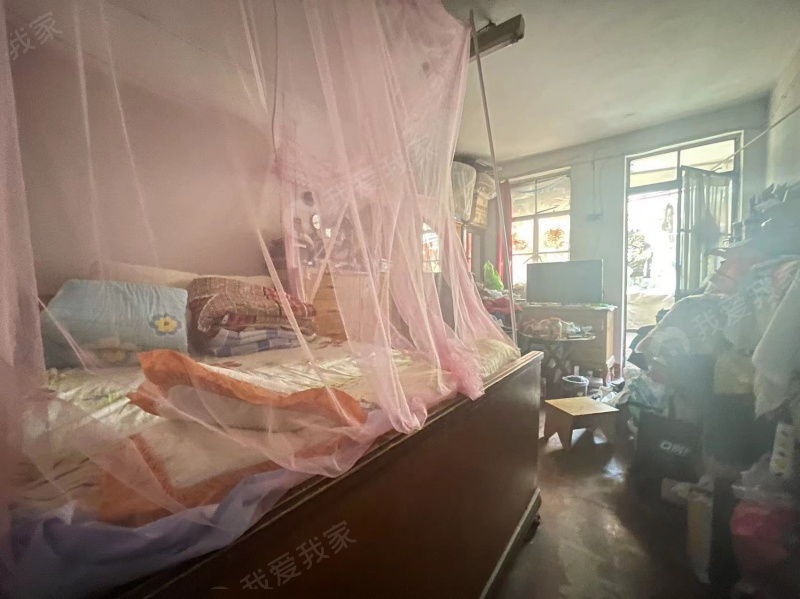 中华门 雨花一村 中间楼层 全明南北2房 纯毛坯 价格好谈二手房