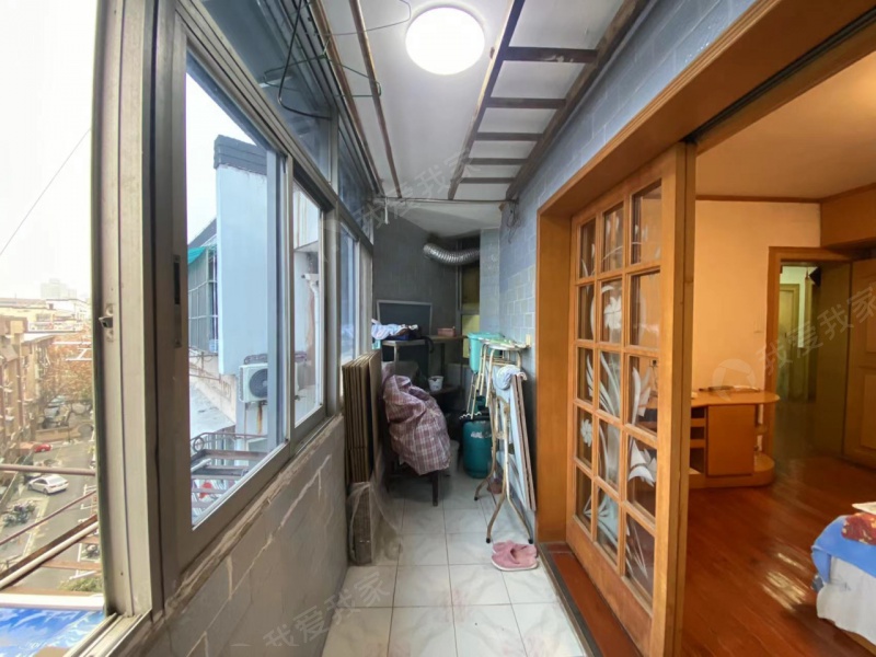 三牌楼广东路三室一厅 三牌楼小学二手房