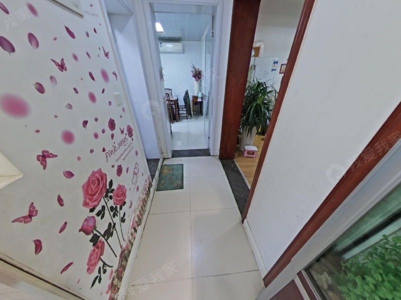 新模范马路中央路五十中附件三室二厅没有个税二手房