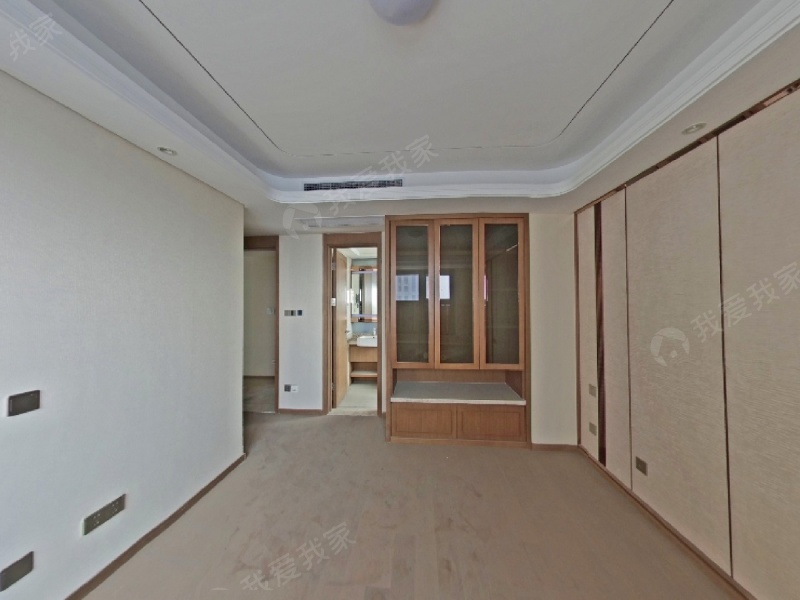 河西南 鲁能公馆（秦新名邸）精装自住三室二厅 双南外二手房