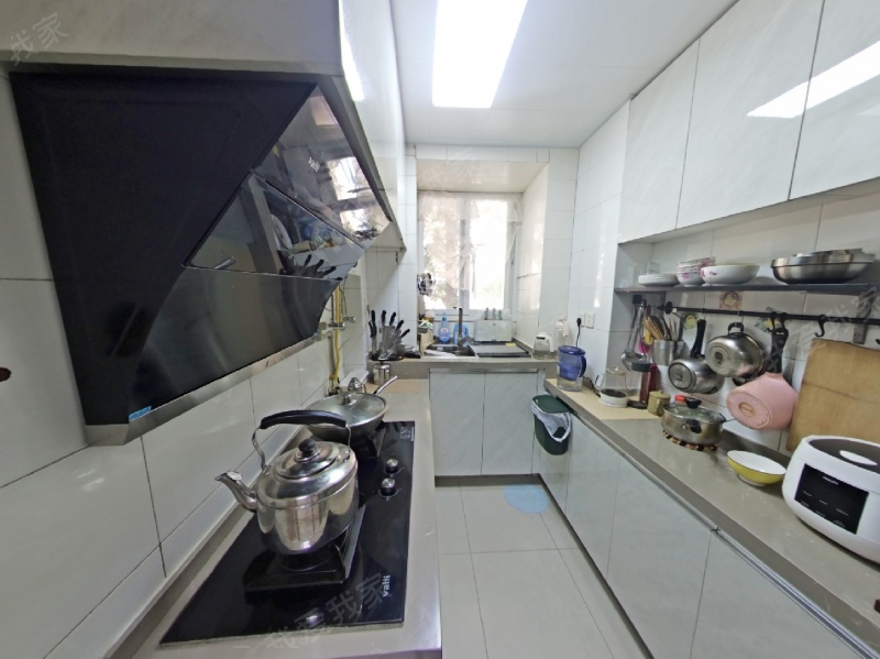 凤凰西街凤凰新村双南精装三室拎包入住配套成熟交通便利二手房
