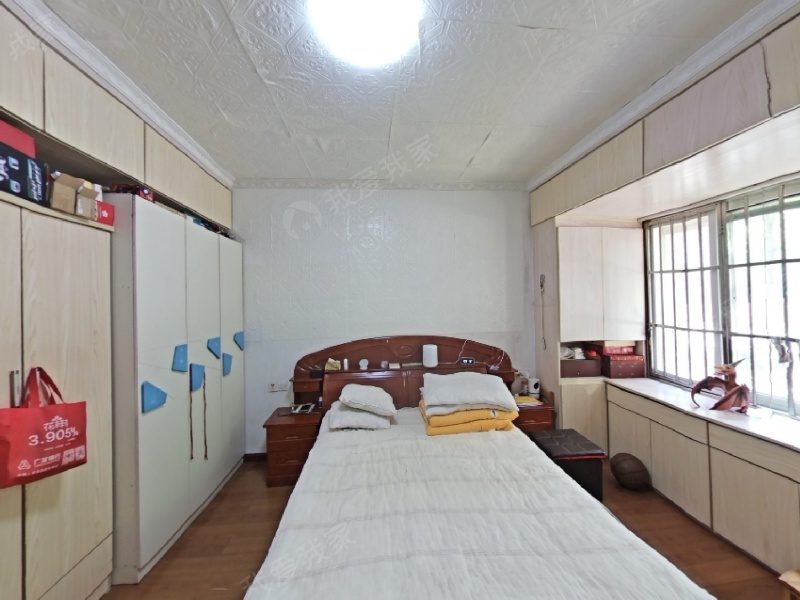 大华香鸢美颂二室一厅 精装修拎包入住 两卧朝南 小区中间位置二手房