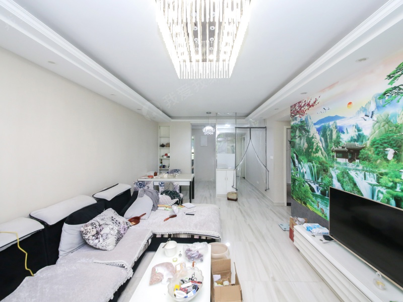 工业园湖东海悦花园三区3室2厅 出行方便二手房