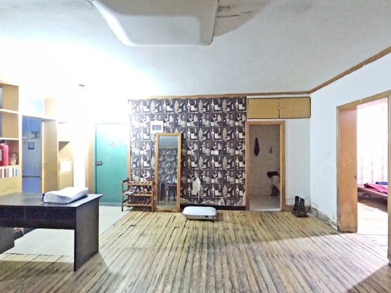 下马坊 都市山庄 三室一厅 满五年 业主诚售二手房