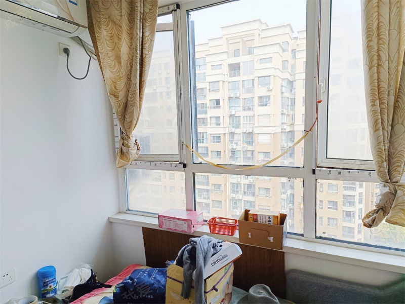 板桥 · 石林大公园 · 5室 · 1厅二手房