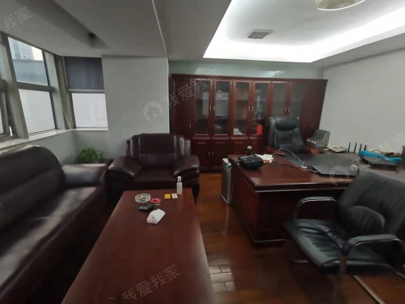 华侨路长江贸易大楼1室1厅