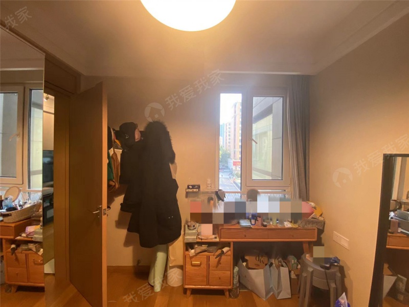 精装修有车位，保利朗诗蔚蓝二手房