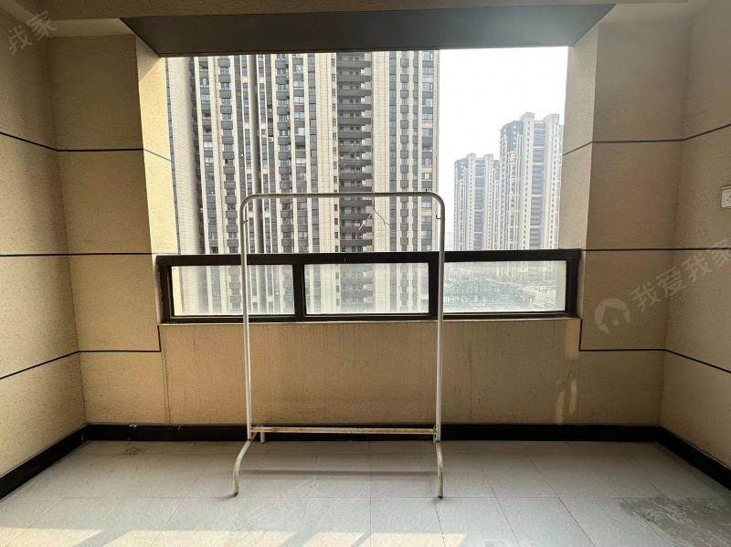 小湖景房来了 万达茂御湖仕家三期 一年四季的美景在家就能欣赏二手房