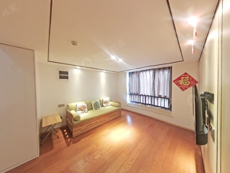 热河南路 · 中海滨江 · 2室1厅  精装LOFT公寓