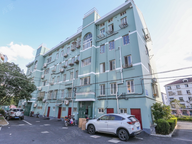 上海东八公寓中区