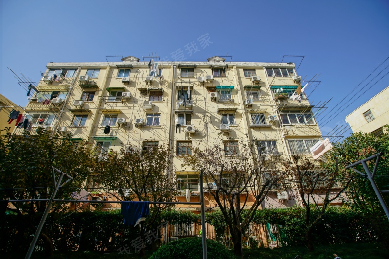 日晖六村