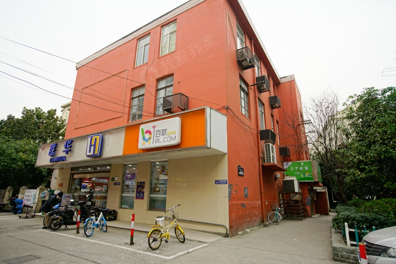 龙山新村