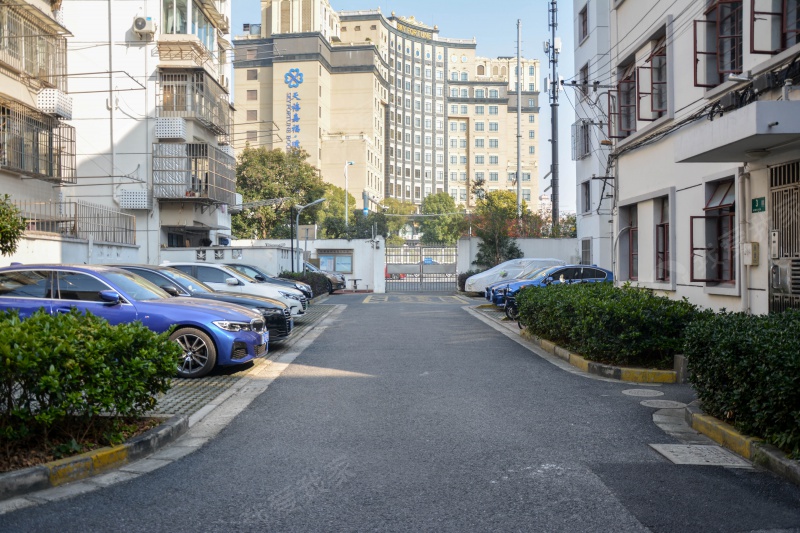 吴中路730弄
