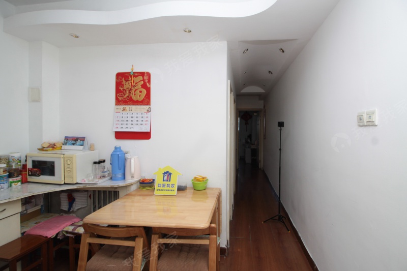 新上萃华里，两室夹厅户型，南北通透二手房