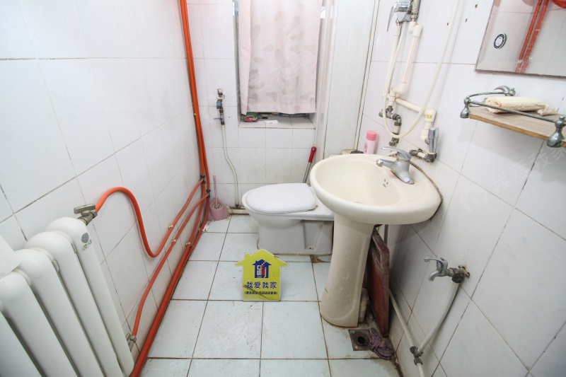 急卖，华宁北里5楼两室，南北通透双阳台，私产可贷款，适合自住二手房