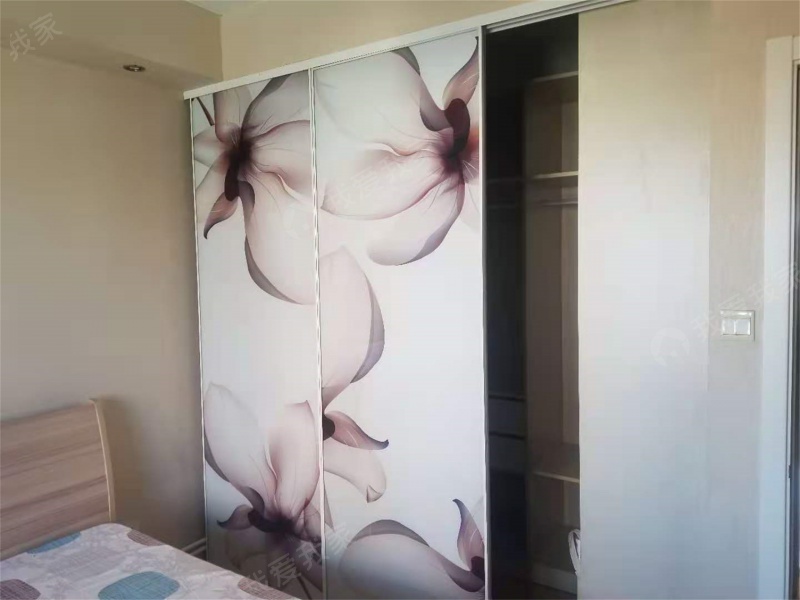 来福北里二室一厅.好房出售，近水上公园，临天塔，出行双地铁，二手房
