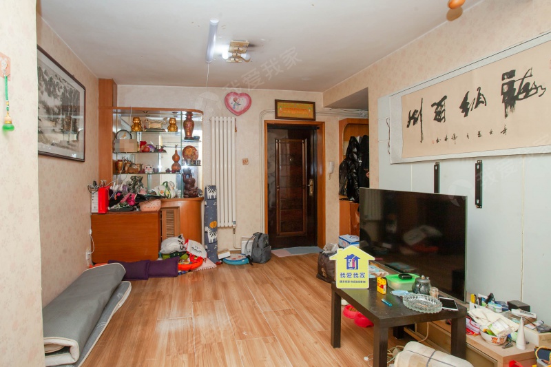 新上万隆花园私产一室 低楼层 房主诚心卖 看房方便二手房