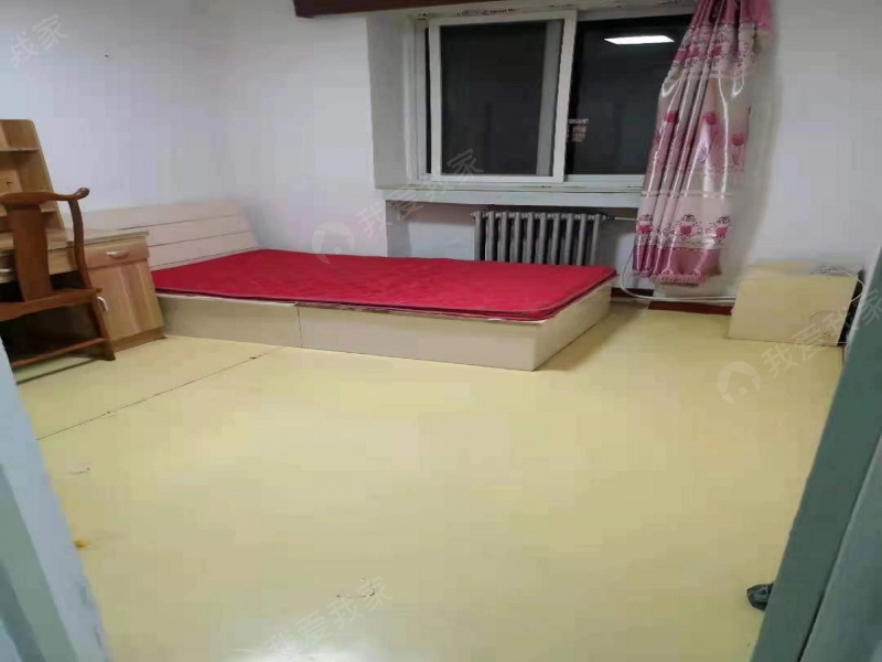 乌江南里二室一厅精装修，家具家电齐全，拎包入住，交通方便