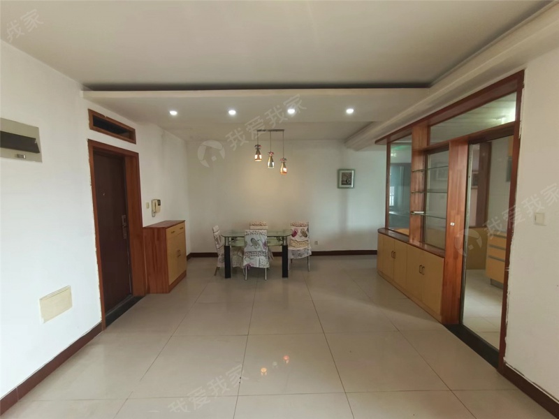 南京我爱我家华汇康城一期精装两房设施全送,看房方便.价格可以谈